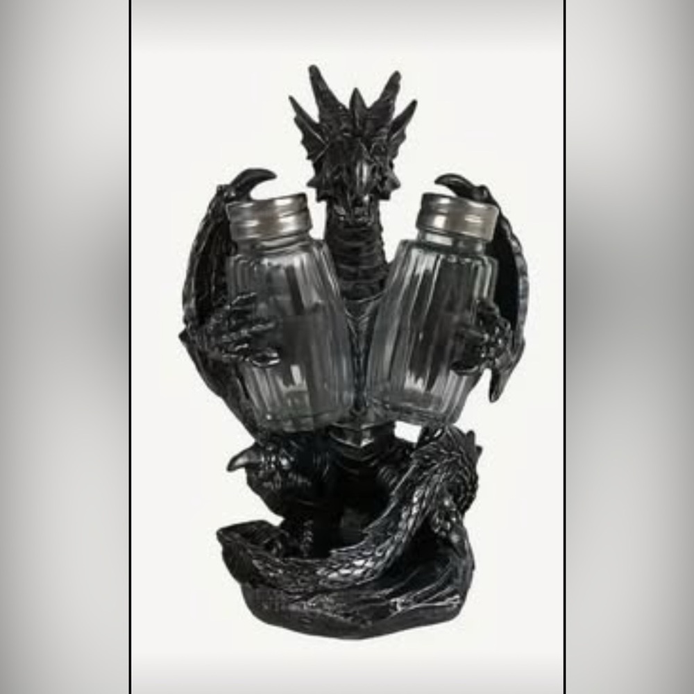 New Mythical Dragon Salt and Pepper Shaker Set with Holder Figurine for Medieval
